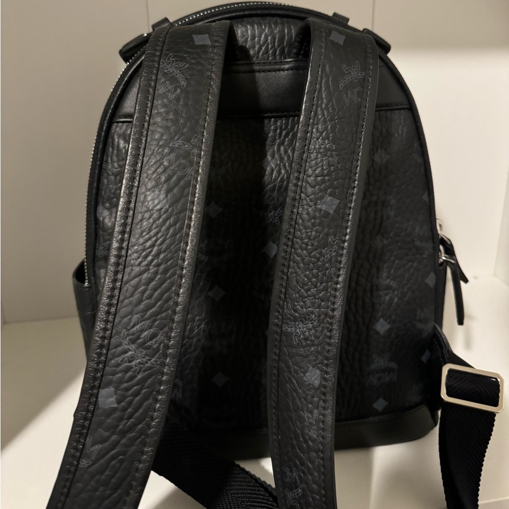 MCM Small Backpack - Picture 3 of 8
